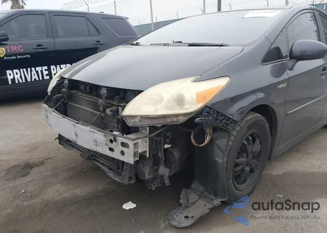 2013 Toyota Prius Two из США, поврежденный, VIN JTDKN3DU9D1688041